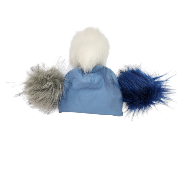 Tuque bleu ciel, *pompons vendus séparément*